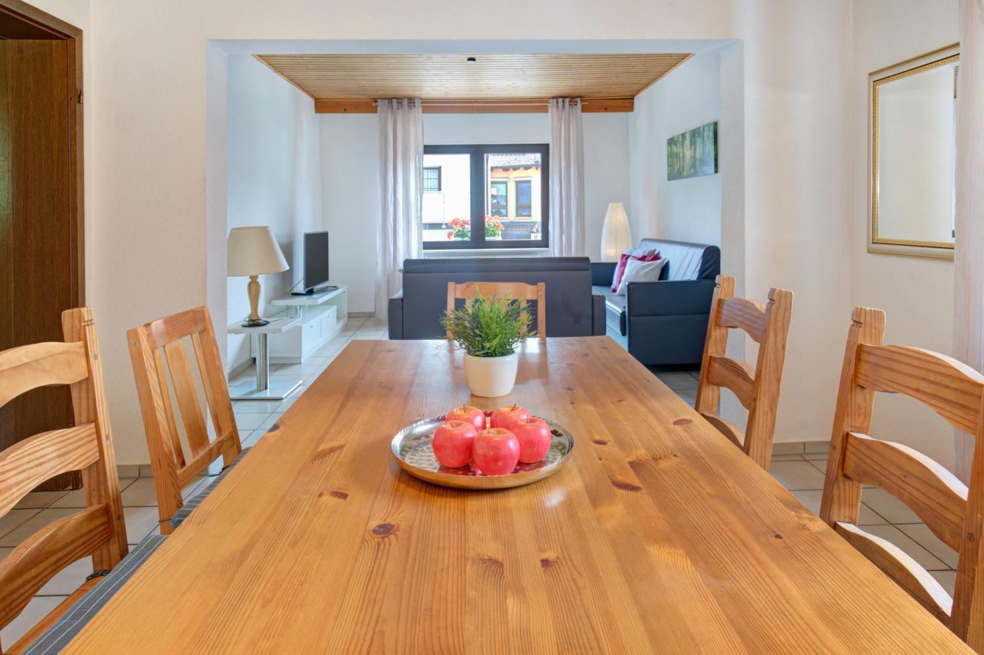 Apartment Landhotel Zum Storchennest 반 외부 사진