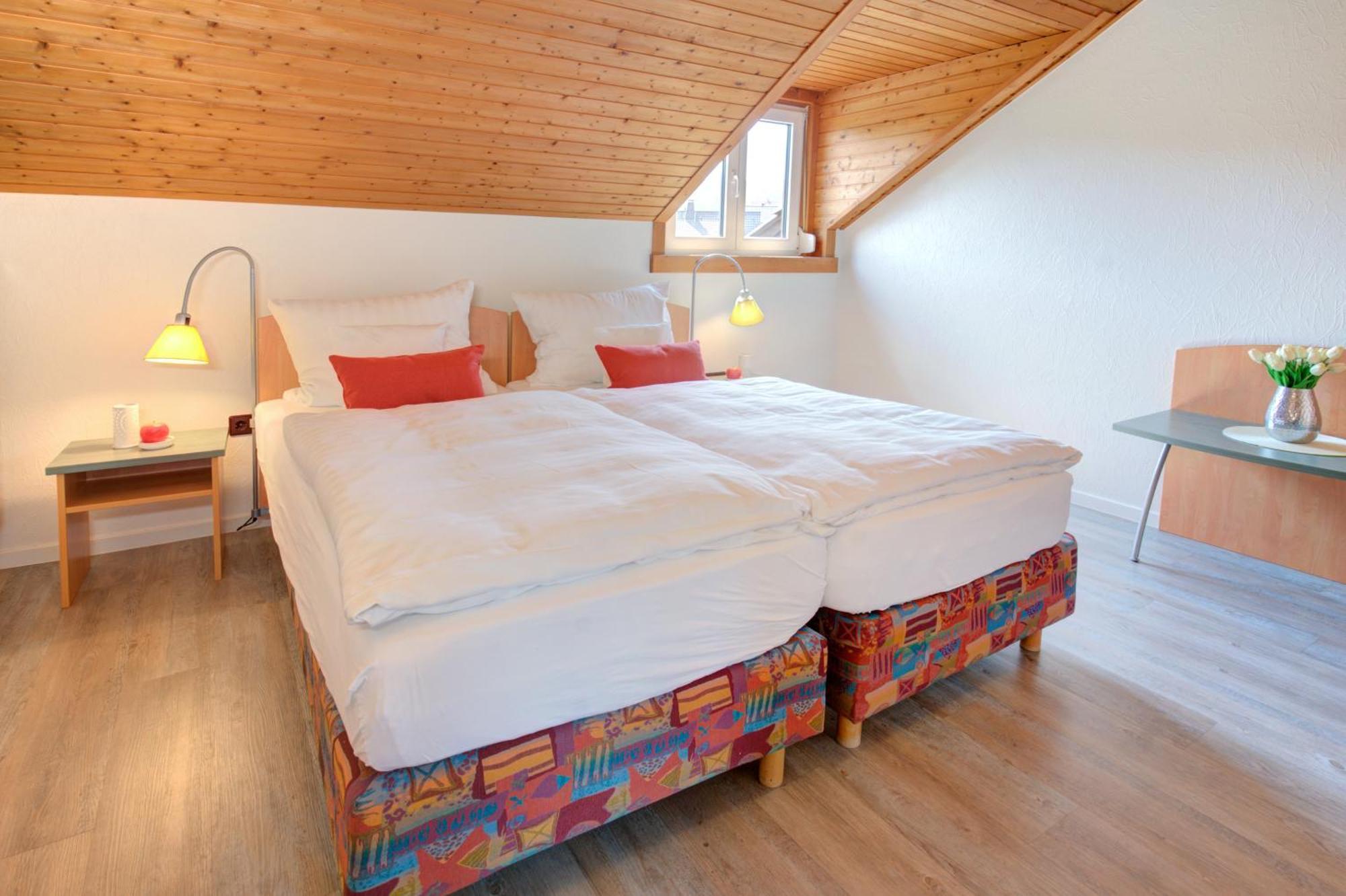 Apartment Landhotel Zum Storchennest 반 외부 사진