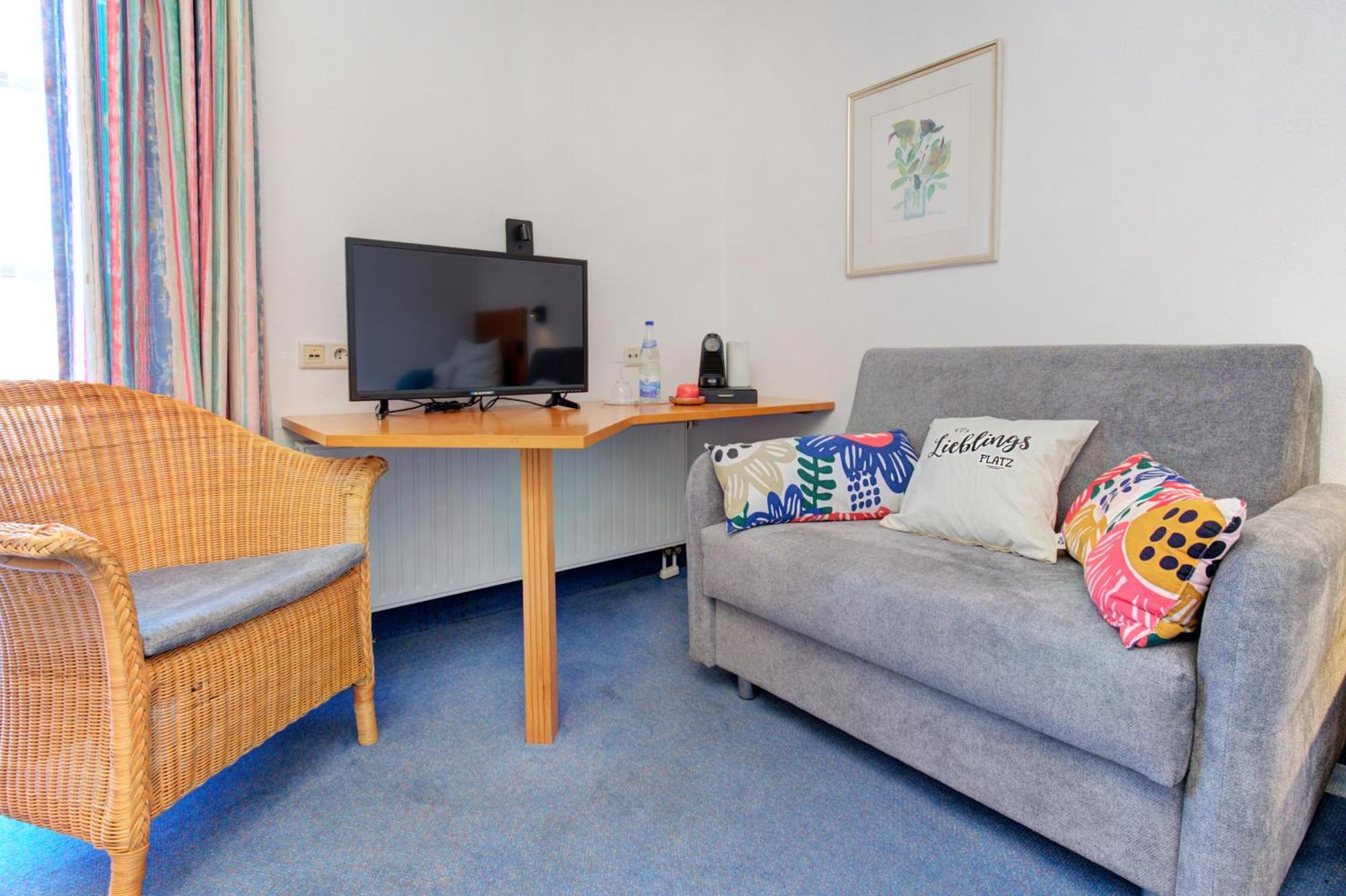 Apartment Landhotel Zum Storchennest 반 외부 사진