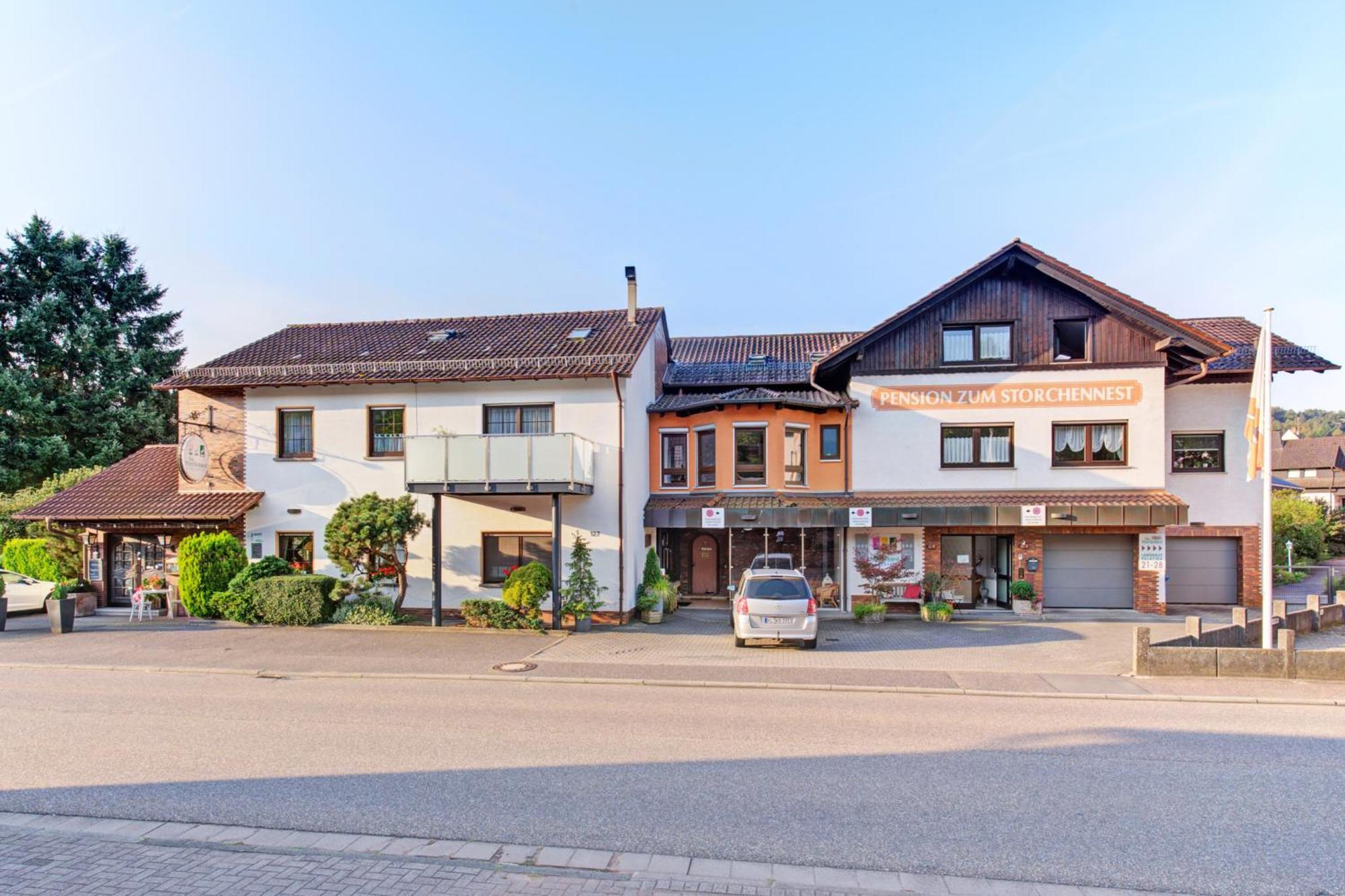 Apartment Landhotel Zum Storchennest 반 외부 사진
